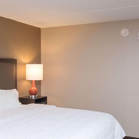 Hampton Inn Columbus/Taylorsville Edinburgh Exteriör bild