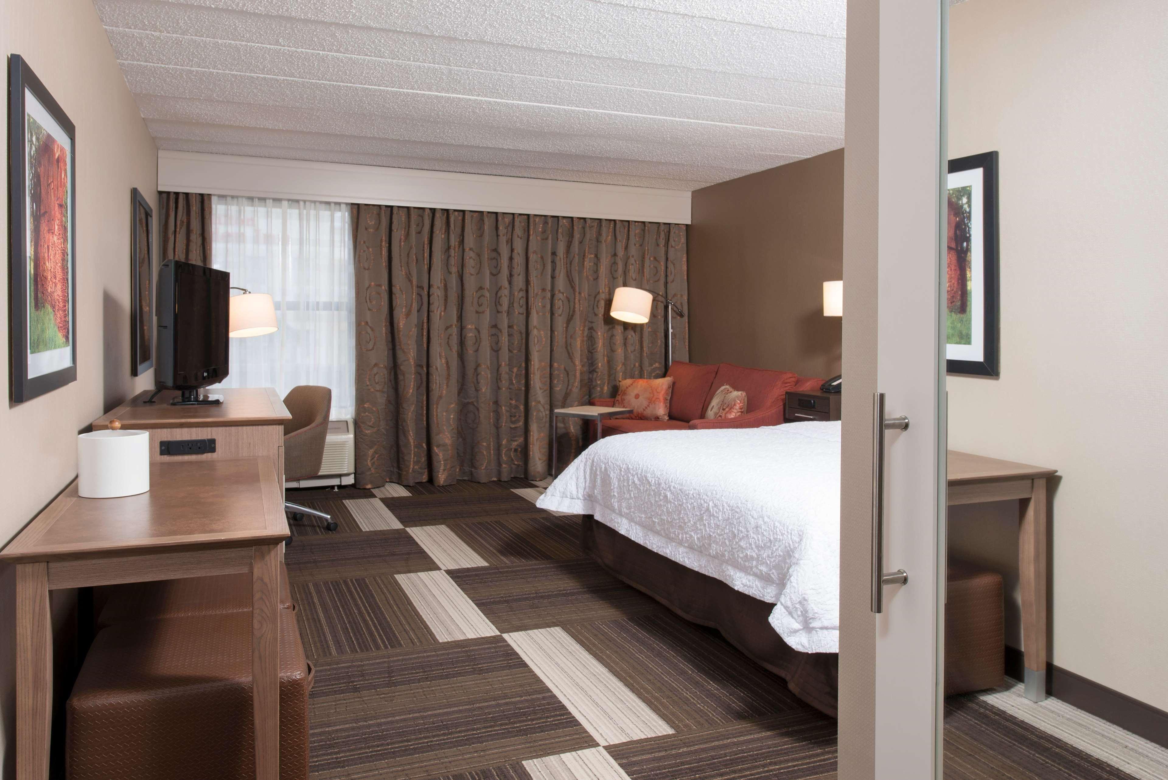 Hampton Inn Columbus/Taylorsville Edinburgh Exteriör bild