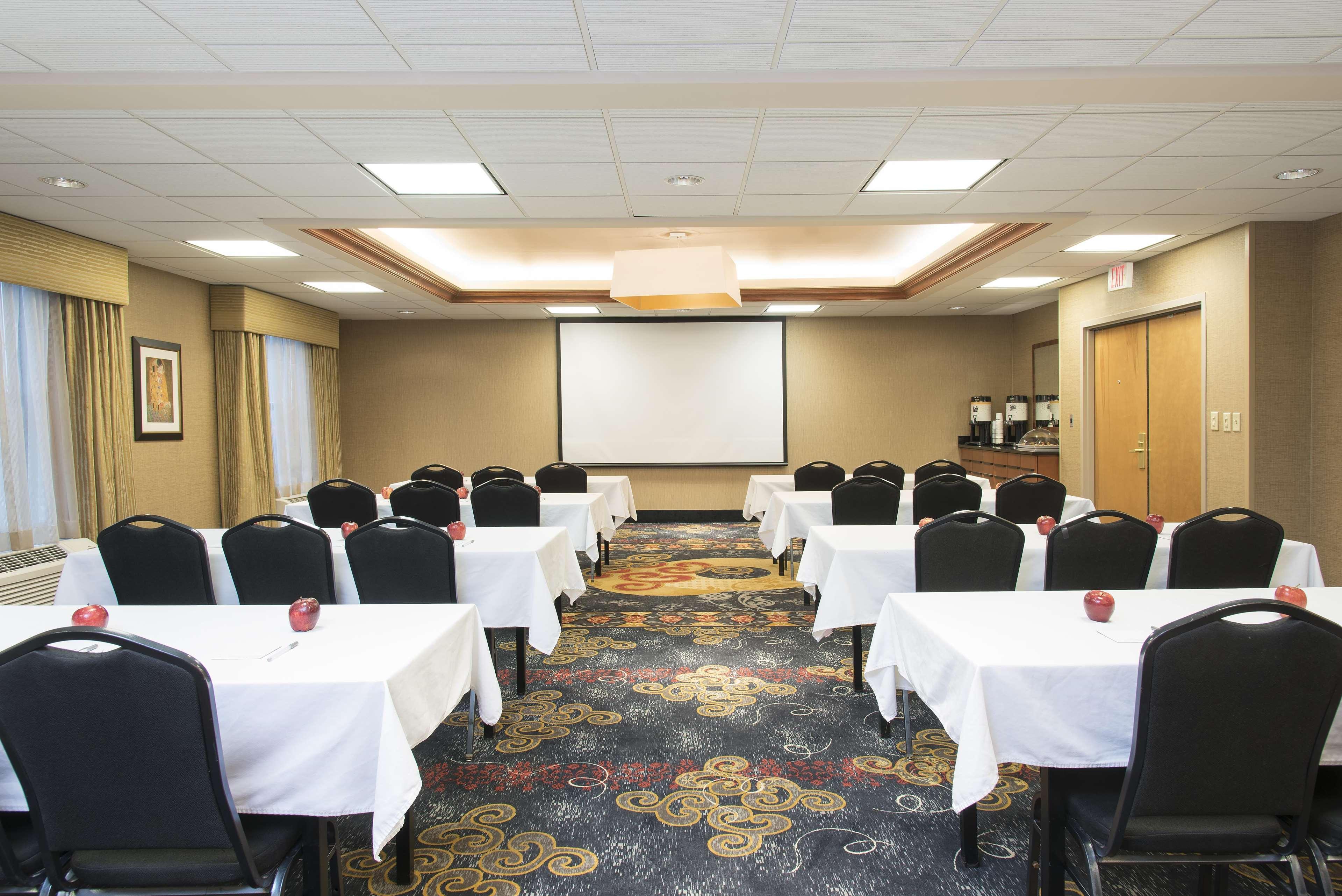 Hampton Inn Columbus/Taylorsville Edinburgh Exteriör bild