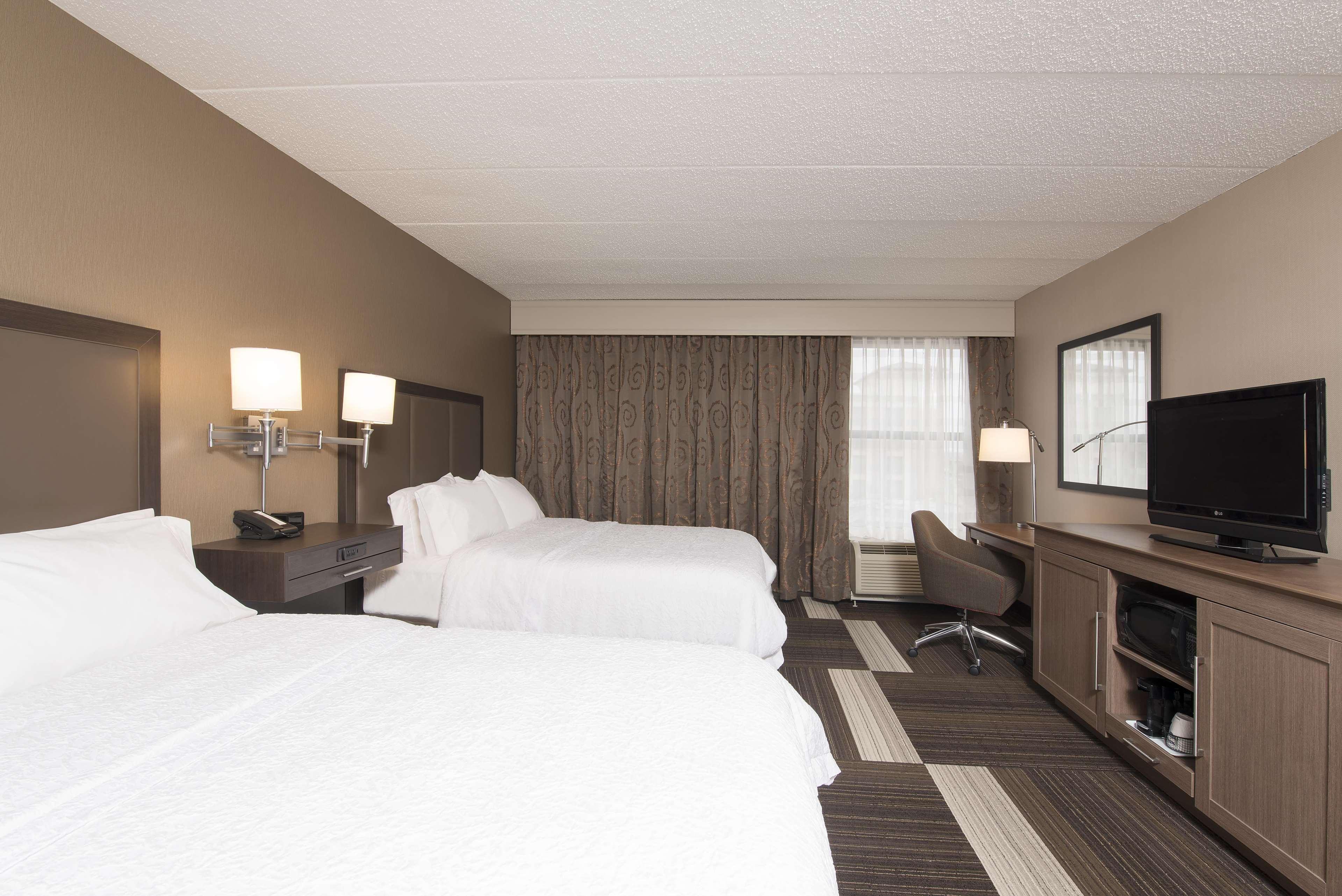 Hampton Inn Columbus/Taylorsville Edinburgh Exteriör bild