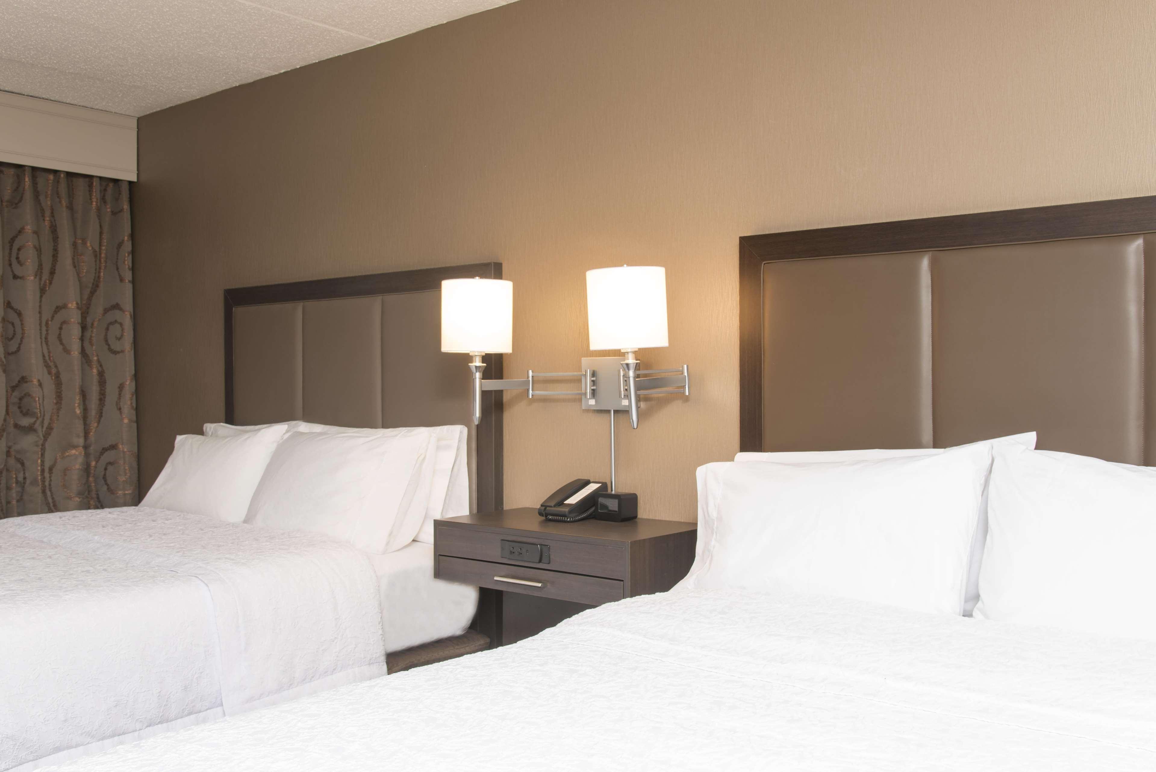 Hampton Inn Columbus/Taylorsville Edinburgh Exteriör bild