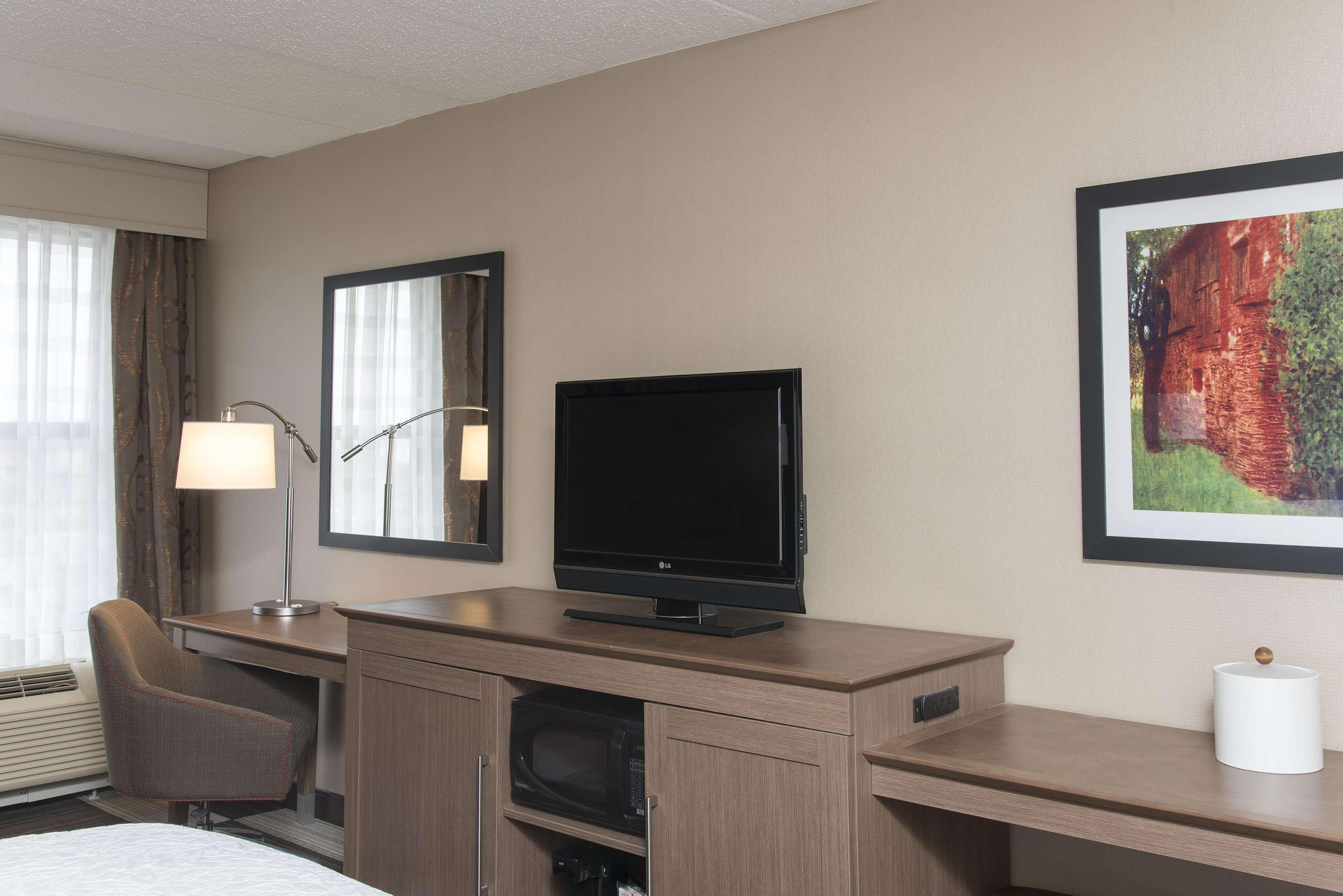 Hampton Inn Columbus/Taylorsville Edinburgh Exteriör bild