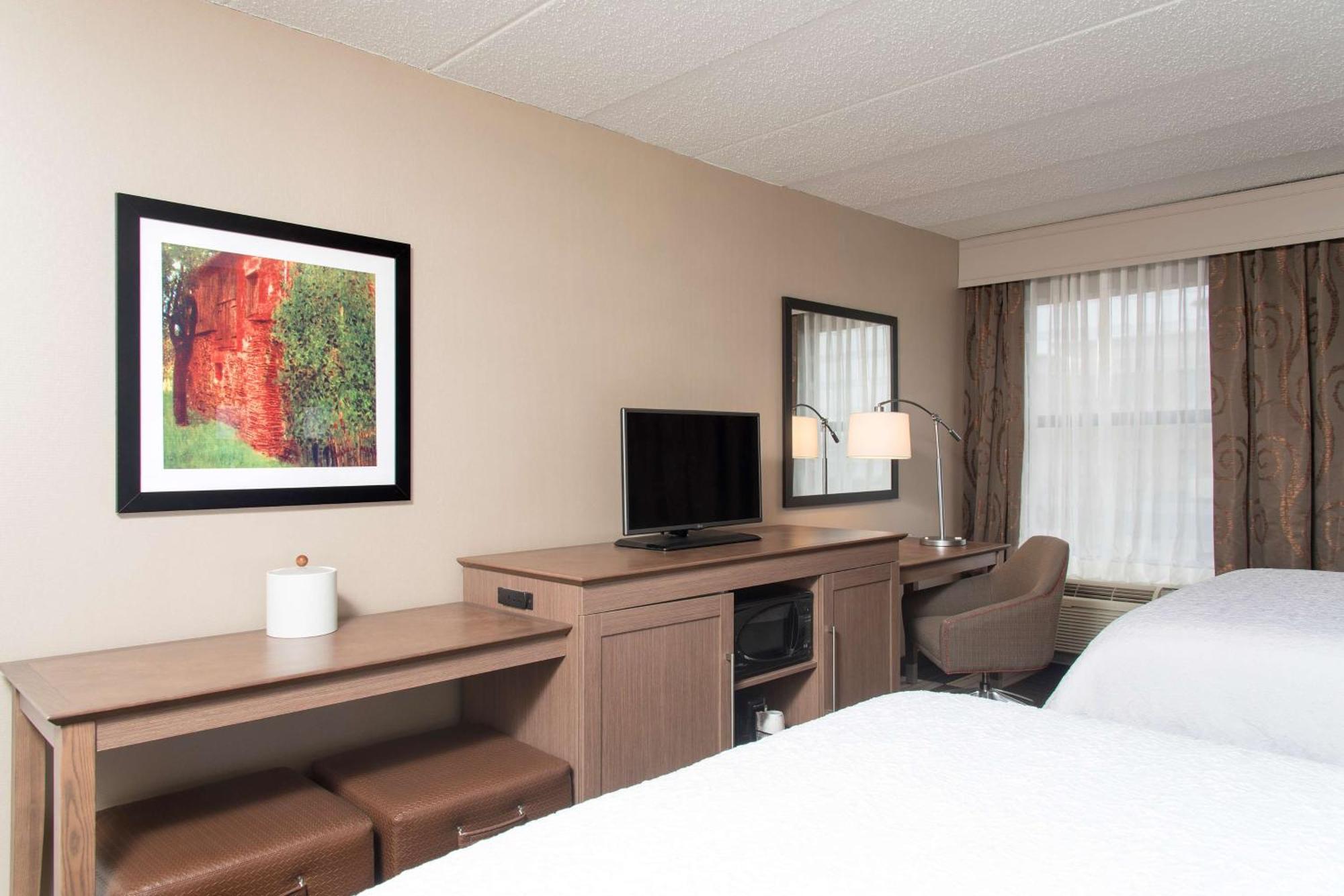 Hampton Inn Columbus/Taylorsville Edinburgh Exteriör bild